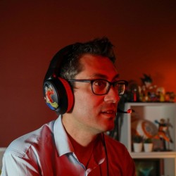 Casque Gaming One Piece – Son Immersif, Micro Intégré, Compatible PC/PS/Xbox – Édition Officielle