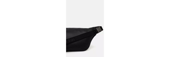 Décontracté CUIR Calvin Klein - Élégance et Style


